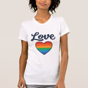 Diseño de camiseta vectorial de orgullo de corazón