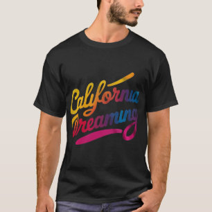 Diseño de camisetas multicolor en California.