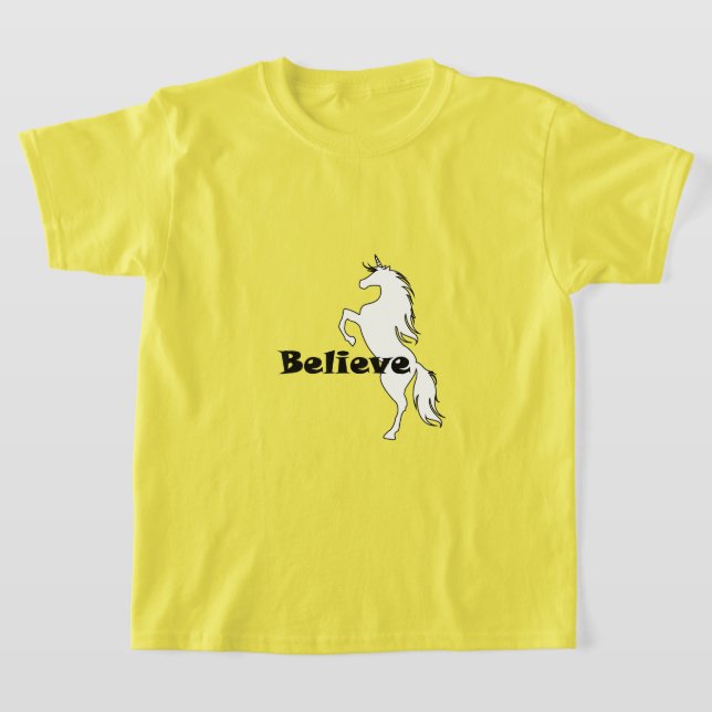 Diseño de creencia de Unicorn - Camiseta básica de (Distribución)