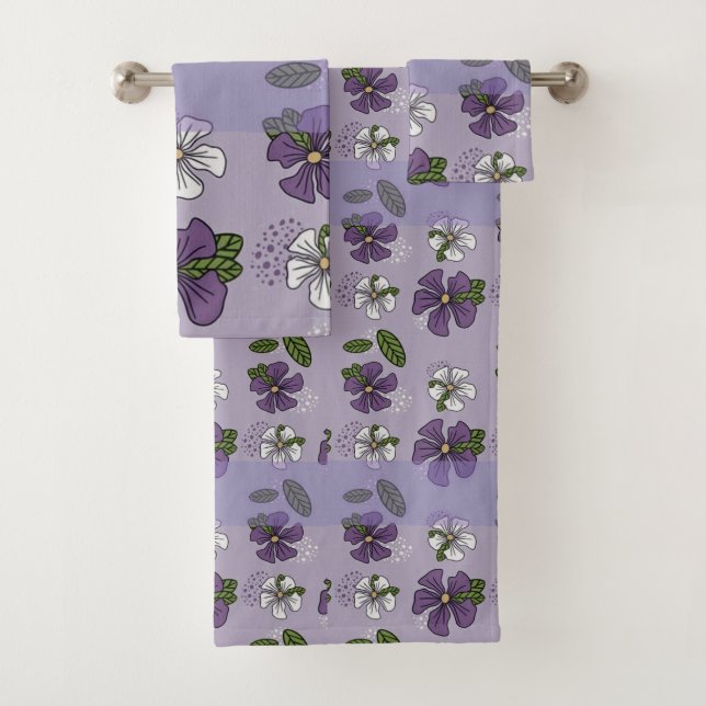 diseño de flores moradas y blancas (In situ)