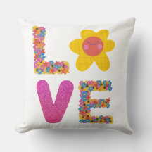 Diseño de impresión de amor en almohada de algodón
