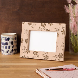 Diseño de marco grabado floral elegante para decor