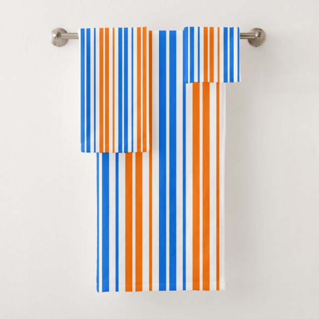 Diseño de rayas verticales naranjas y azules sobre (In situ)