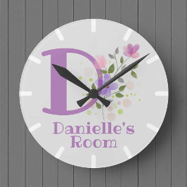 Diseño de reloj de dormitorio infantil con nombre 
