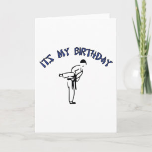 Diseño de tarjetas de cumpleaños para artes marcia