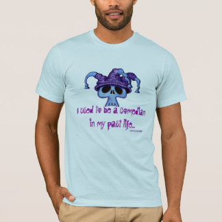 Diseño divertido de la camiseta del cráneo del