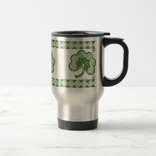 Diseño espiral irlandés de las tazas del trébol