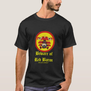 Diseño fresco plano de la camiseta del barón rojo
