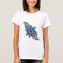 Diseño inspirado en Henna en camisa azul y púrpura