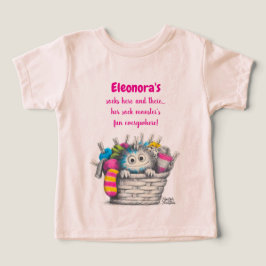 Diseño monstruo del calcetín rosa juguetón