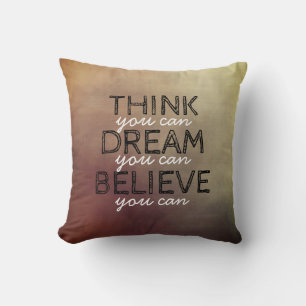 diseño tipográfico inspirador de almohada de comil