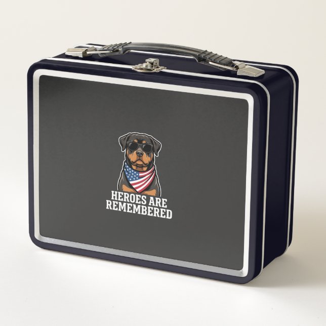 Diseño vectorial de perro héroe Rottweiler patriót (Anverso)