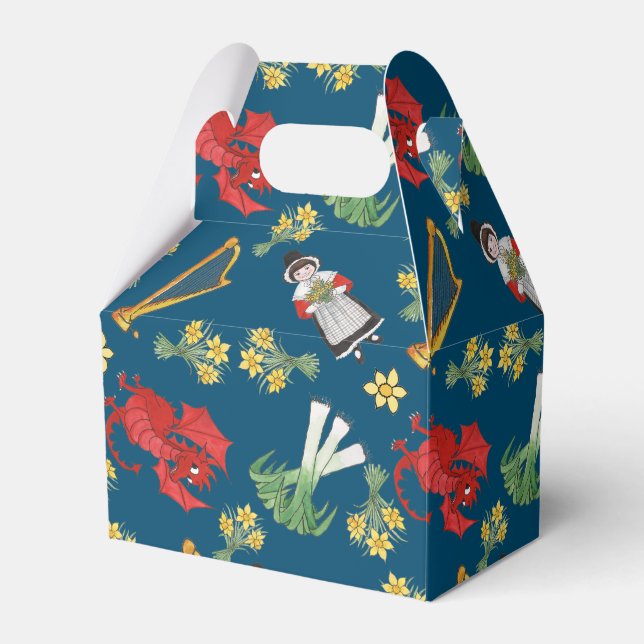 Disfraces y emblemas galeses en la caja de favores (Front Side)