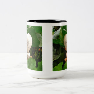 ¡Disfruta de una taza pacífica de tu cerveza favor