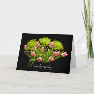 Disposición de flor de los tulipanes de la tarjeta