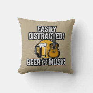 Distracción fácil por Cojín decorativo de cerveza