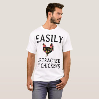 distraído fácilmente por las camisetas de la hija