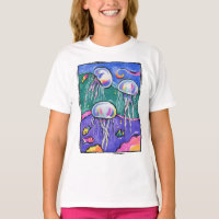 Diversión y camiseta colorida de las medusas