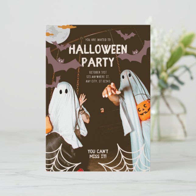 Divertida invitación de fiesta de Halloween con di (Anverso de pie)