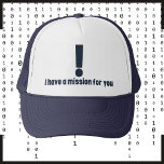 Divertido gorra de jugador, misión de punto de exc<br><div class="desc">Los jugadores tendrán esto...  ¡No me importa nadie más! Este impresionante gorra "Tengo una misión para ti" es un importante elemento básico en cualquier armario de jugador. ¡Envíen a sus amigos en misiones! El punto de exclamación indica que este NPC tiene una misión o misión para el jugador.</div>