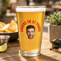 Diviértete en tu cumpleaños 21 personalizado con t