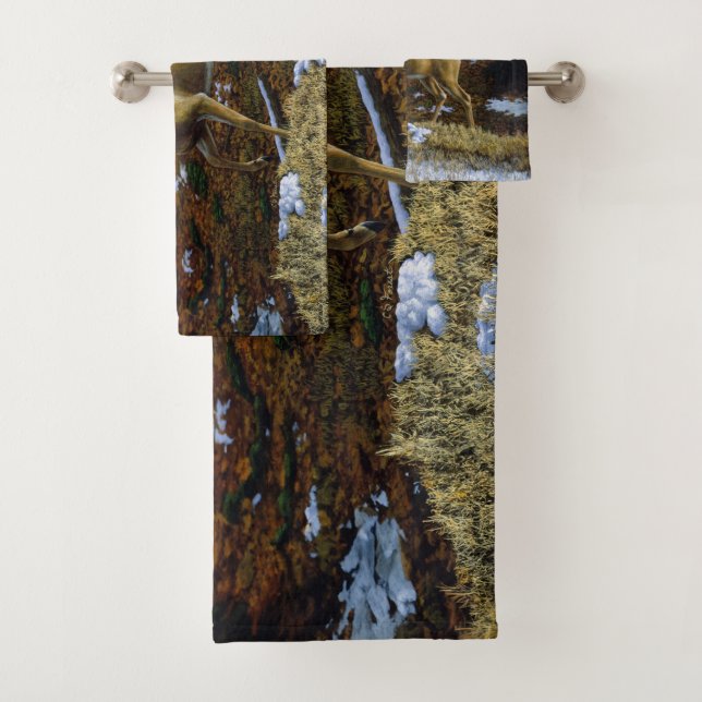 Doe de ciervo blanco en bosque otoñal (In situ)