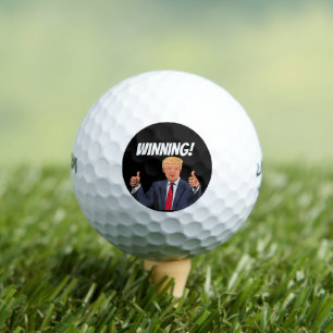 ¡DONALD TRUMP GANANDO! PELOTAS DE GOLF
