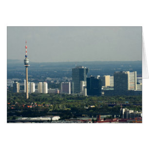 Donauturm y UNO