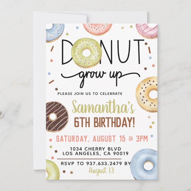 Donut de chocolate crece para la invitación de cum (Anverso)