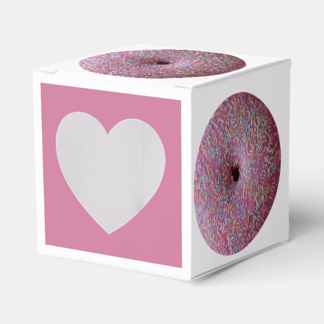 Donut rosado con caja de favores de rociadores (Anverso)