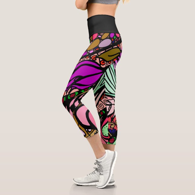 Doodle 1E Pink 1 Capri Leggings (Izquierda)