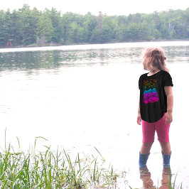 Dormir bajo las estrellas acampando camiseta