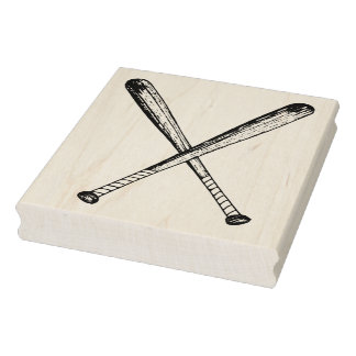 Dos bates de béisbol de madera vintage con sello d