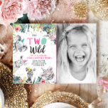 Dos invitaciones de cumpleaños de animales salvaje<br><div class="desc">Establezca el tono de su fiesta con estas elegantes invitaciones con un tema Fiesta Animals Two Wild. Por el cumpleaños de un chica.</div>