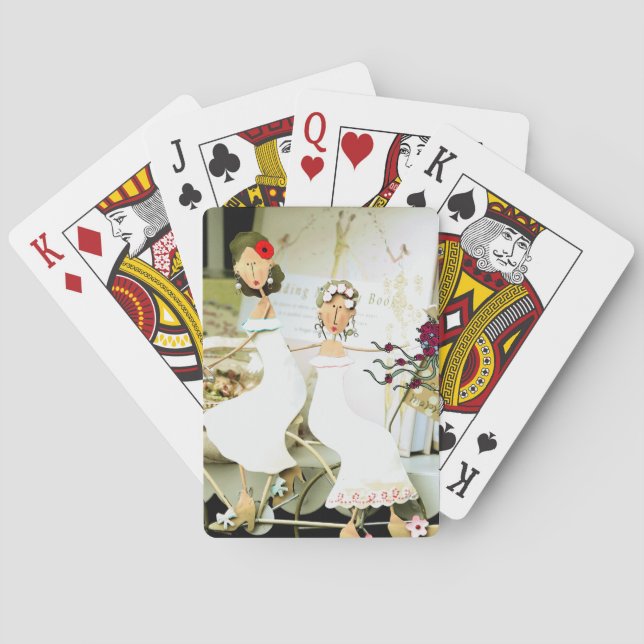Dos novias jugando cartas (Reverso)