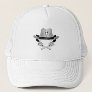 Dos pistolas cruzadas y gorra