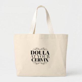 Doula en la su bolsa de asas de la cerviz