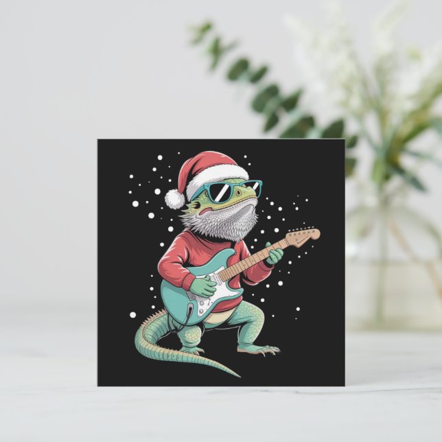 Dragón barbudo de Navidad tocando la guitarra músi (Anverso de pie)
