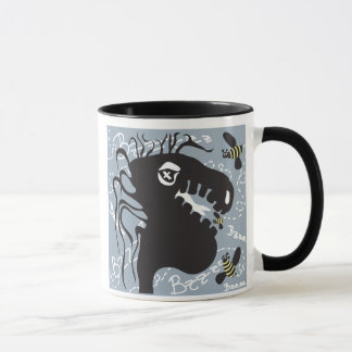 Dragón y abeja 15oz. taza negra de la manija