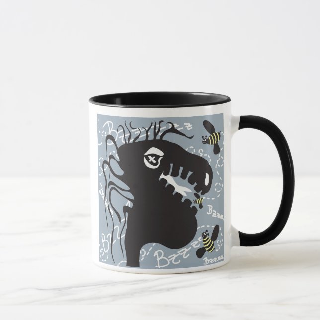Dragón y abeja 15oz. taza negra de la manija (Derecha)