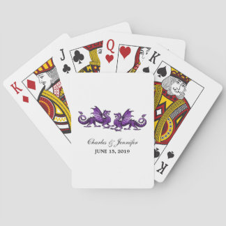 Dragones Purple Elegant Jugando Cartas