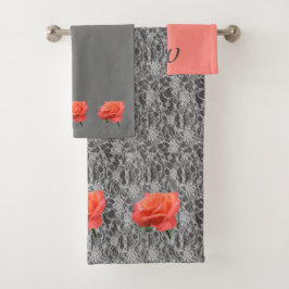 Dramática y femenina, rosa rosa y encaje de coral
