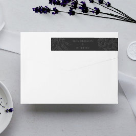 Dramático negro sobre Boda de guirnaldas florales 