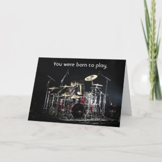 Drummer nace para jugar la tarjeta de cumpleaños