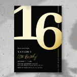 Dulce Dieciséis invitaciones al Relieve metalizado<br><div class="desc">Verdaderas invitaciones para fiestas de 16 años en negro y oro de Relieve metalizado con el número '16' en un gran tipo de letra en negrita,  y una plantilla de invitación moderna que es fácil de personalizar.</div>