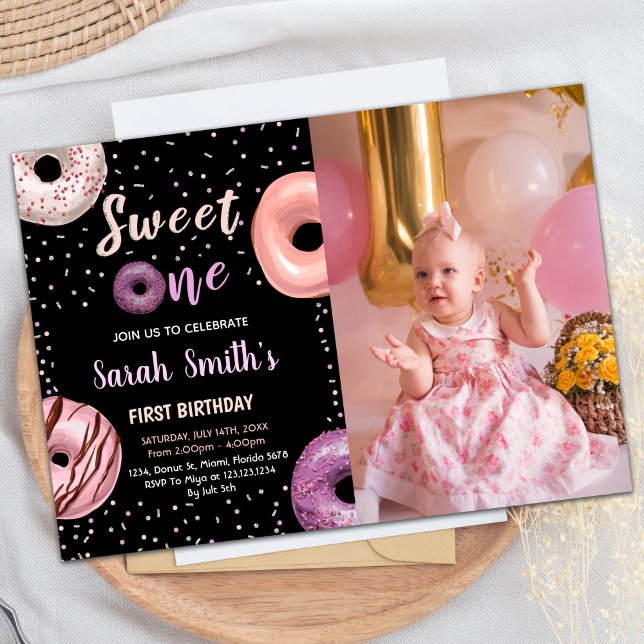 Dulce Una Foto Negra Donut Invitaciones a Cumpleañ (Sweet One Black Photo Donut Birthday Invitations)