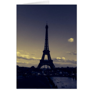 Dusk en la ciudad de las luces