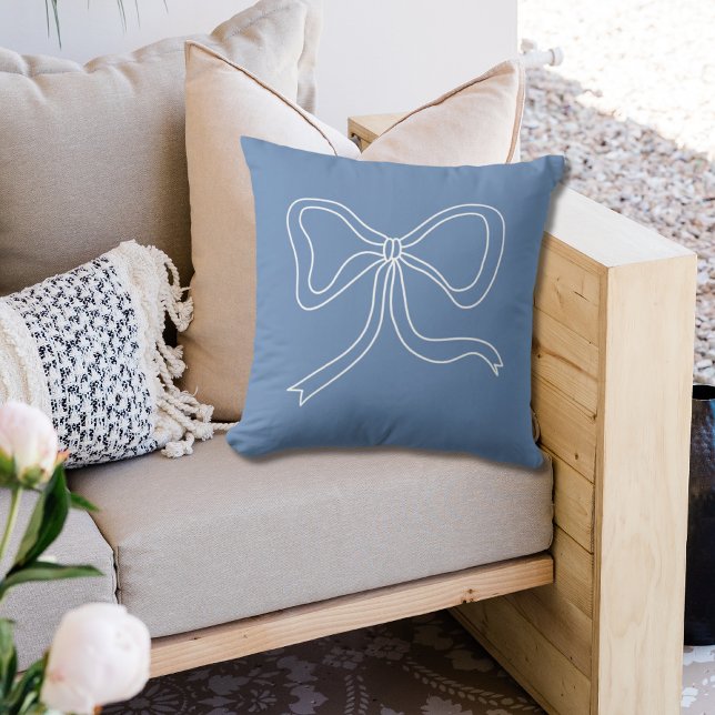 Dusty Blue Bow Coquette Ribbon Cojín decorativo (Dusty Blue Bow Coquette Ribbon Throw Pillow)