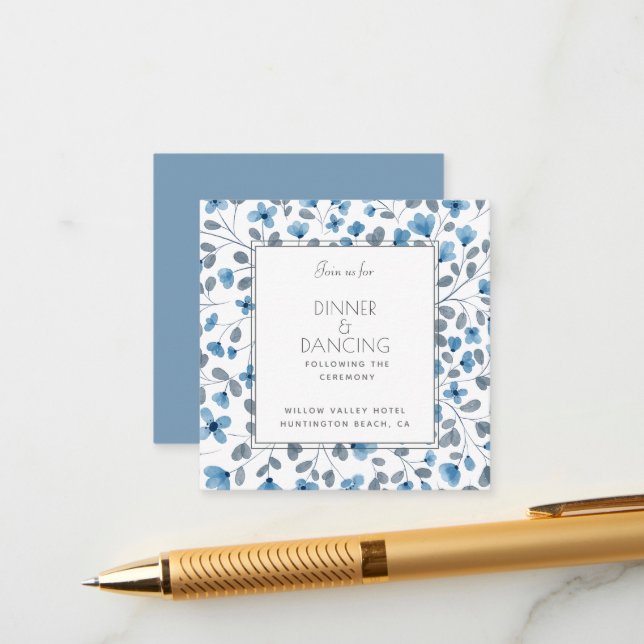 Dusty Blue Floral Wedding Tarjeta de Alojamiento d (Anverso/Reverso In Situ)