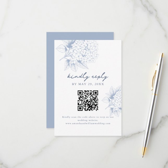 Dusty Blue Hydrangea QR Code RSVP Card (Anverso/Reverso In Situ)